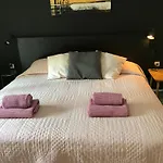 Pine And Lime Apartments